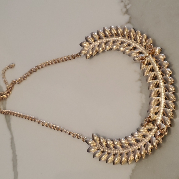 Necklace - Picture 3 of 3